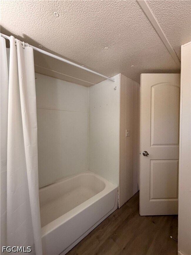 Photo - 8205 Suncoast Dr