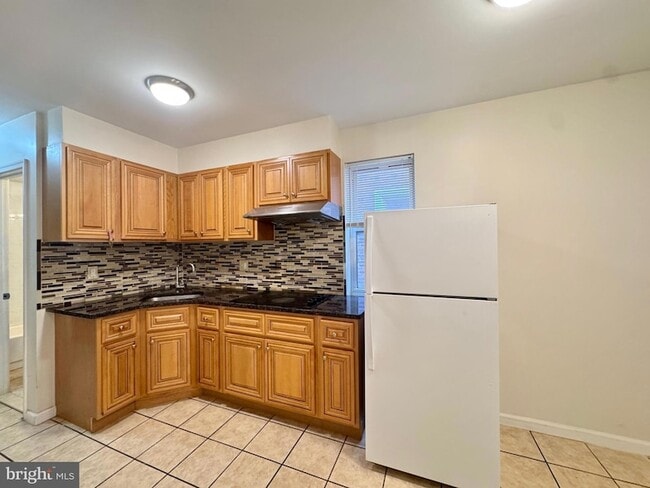 Photo - 2102 S Broad St Unit 2