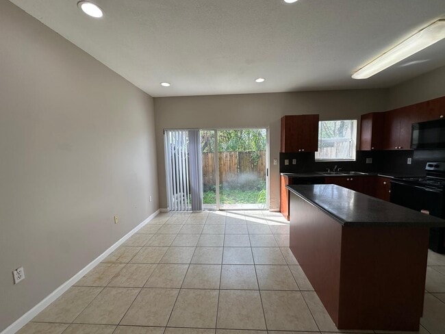 Photo - 1536 SE 31st Ct