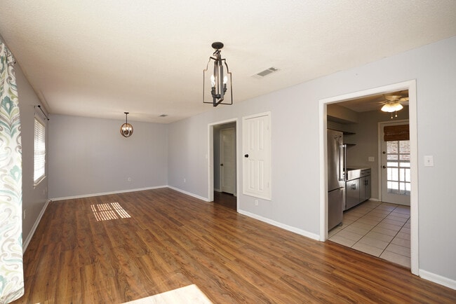 Photo - 116 Country Club Dr Unit 116