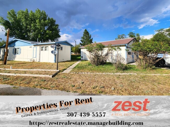 Building Photo - 105 Robbins Ln Rental