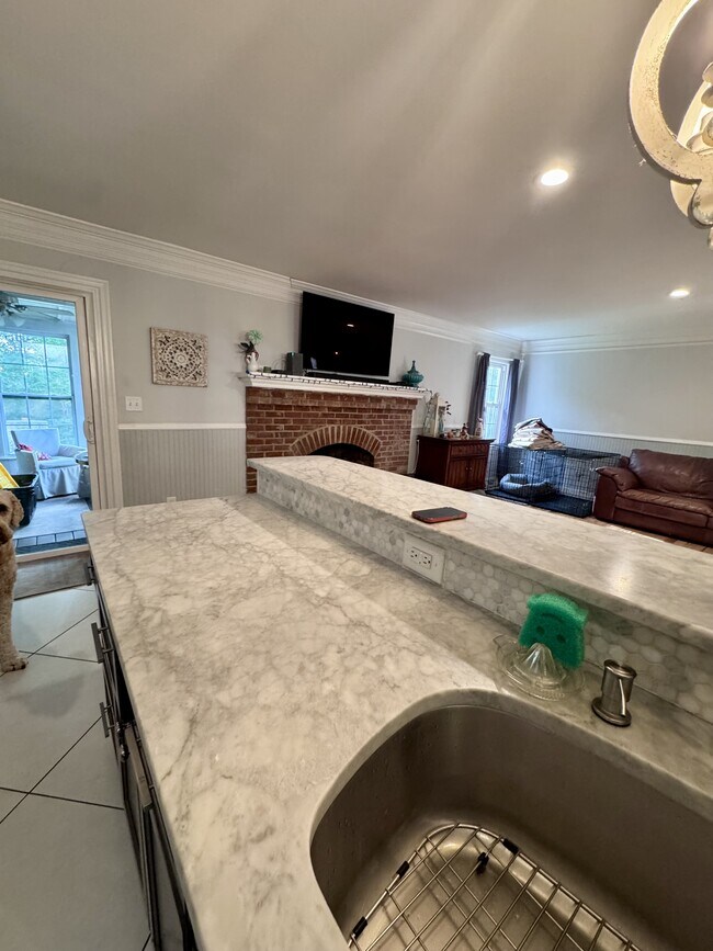 Photo - 190 Westridge Cir