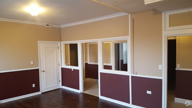 Building Photo - 723 58th St Unit 200 Rental
