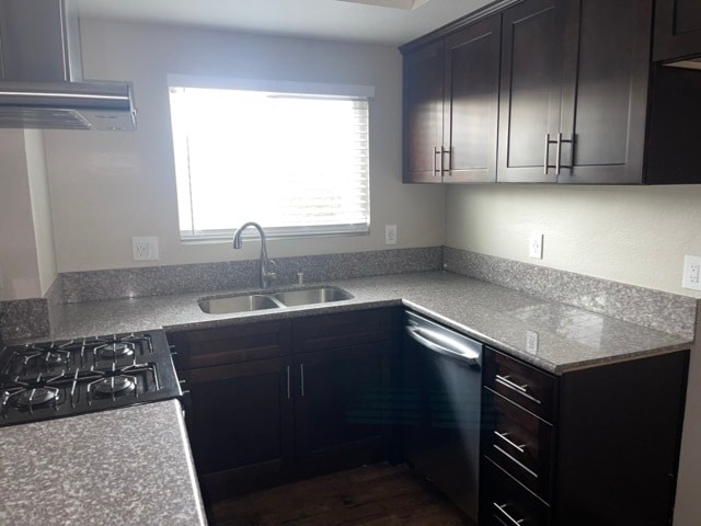 Photo - 7042 Fenway Dr.