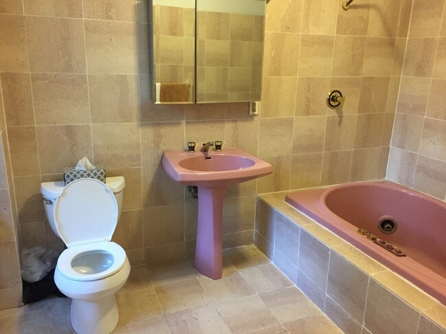 Photo - 400 Marlborough St Unit 3A