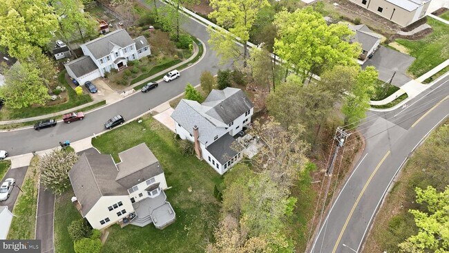 Building Photo - 8664 Pohick Forest Ct