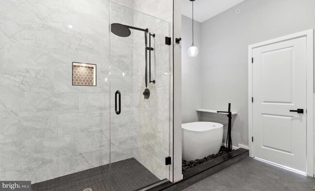 Photo - 2000 N 3rd St