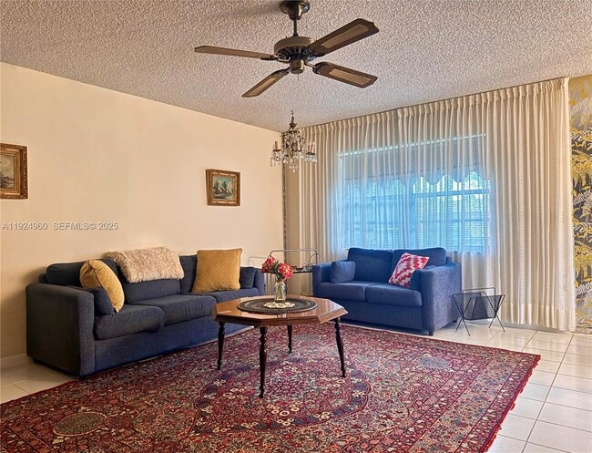 Building Photo - 612 Normandy Ln Unit 612