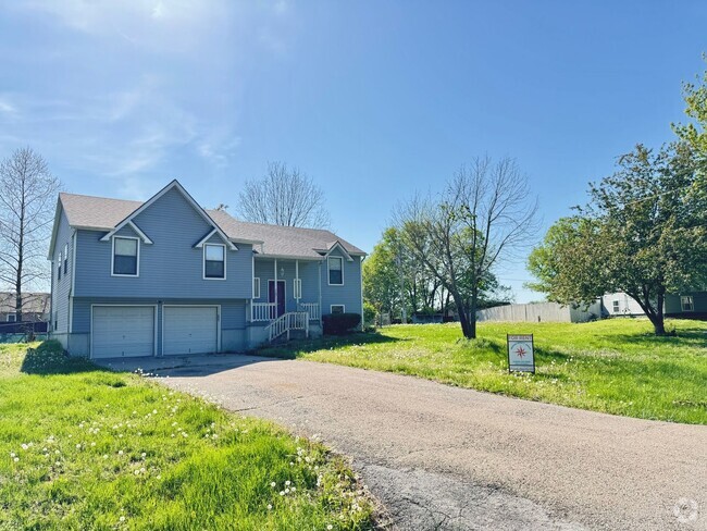 Building Photo - 3 bedroom 2.5 bathroom home for rent in Wa...