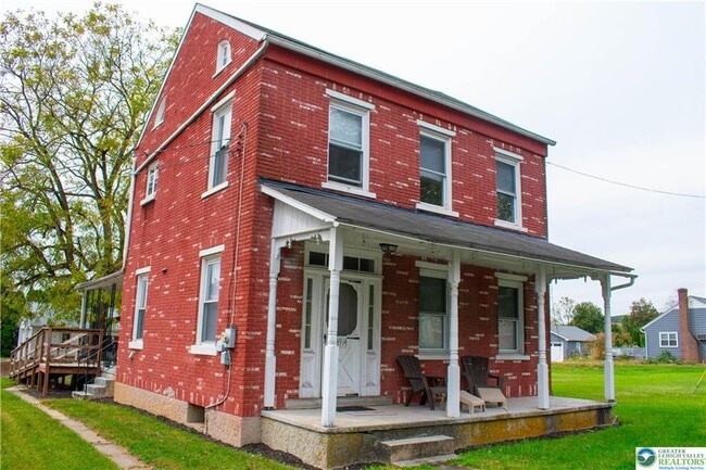 Building Photo - 3914 Mauch Chunk Rd Rental