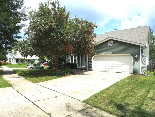 Building Photo - 2304 Nottingham Dr Rental