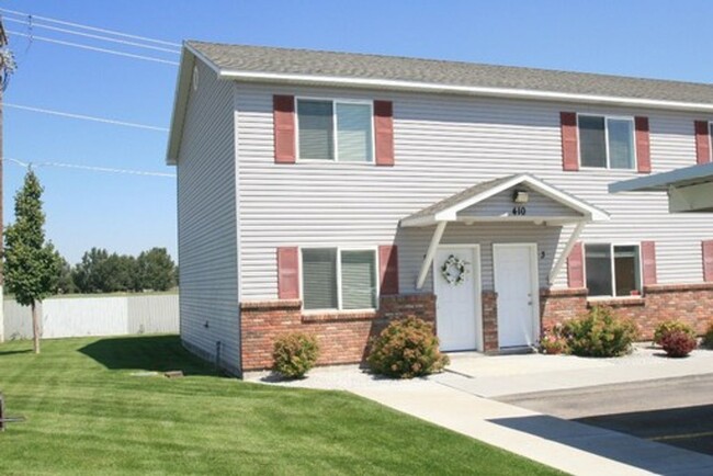 2 Bed / 1.5 Bath Townhome - Idaho Falls - 2 Bed / 1.5 Bath Townhome - Idaho Falls