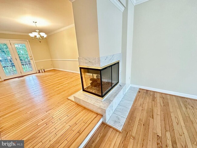 Photo - 6304 Crooked Oak Ln