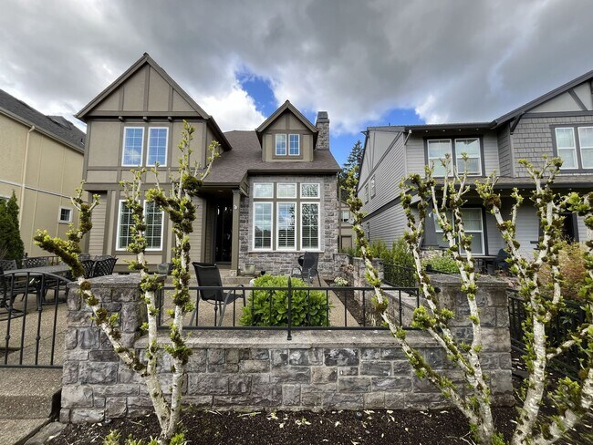 Photo - Charming 3 Bedroom Villebois Home with Loft, A/C, Designer Finishes and Community Pool!