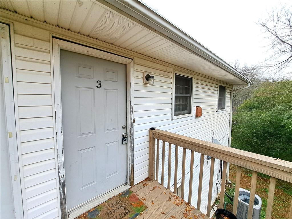 Photo - 1457 Railroad Ave House