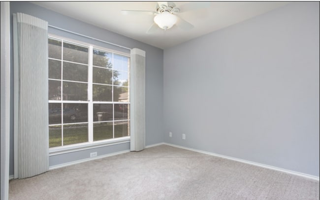 Building Photo - 15830 Manes Grove Rental