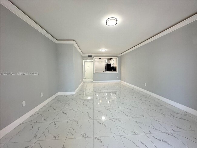 Building Photo - 871 NE 207th Terrace Unit 4-202