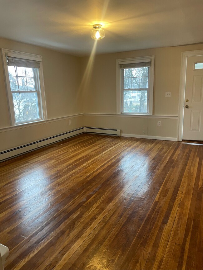 Photo - 38 Madison St