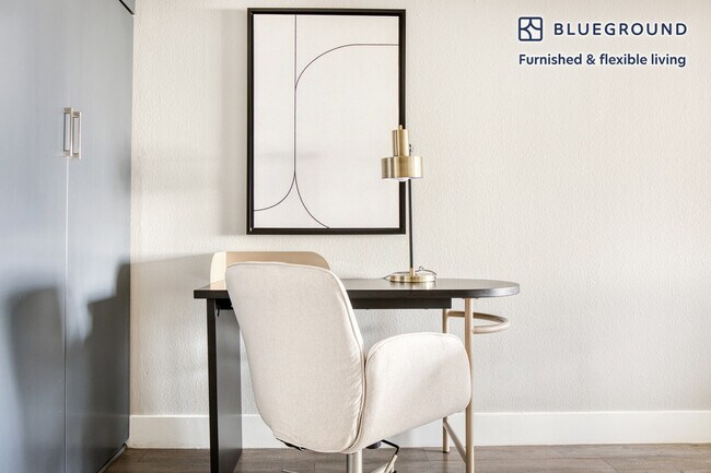 Photo - 3333 W 2nd St Unidad FL3-ID594