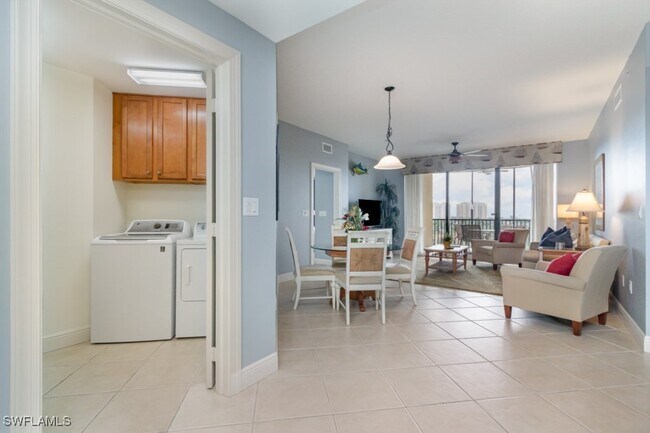 Photo - 5793 Cape Harbour Dr Unidad 620