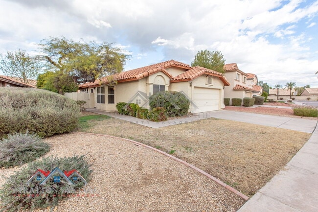 Photo - 3320 W Golden Ln