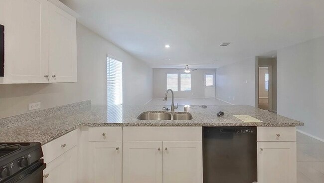 Photo - MOVE IN READY