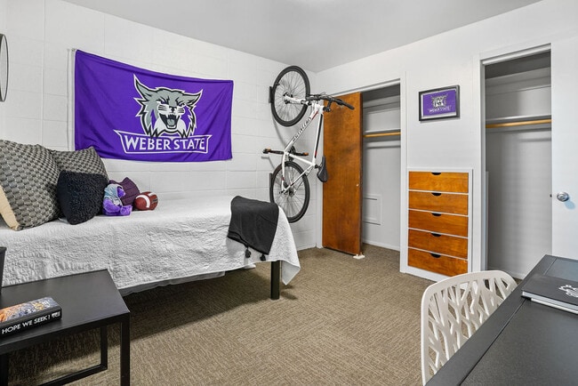 Photo - Harrison Heights - STUDENTS ONLY, AGES 18-30