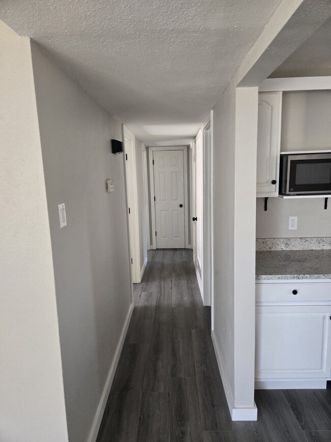 Photo - 1804 Kirby Ct NE