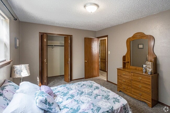 Photo - Avendale Pointe Apartments