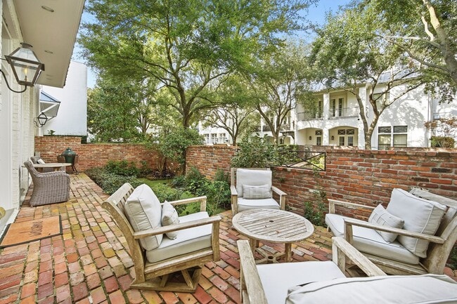 Photo - 3240 Bammel Ln