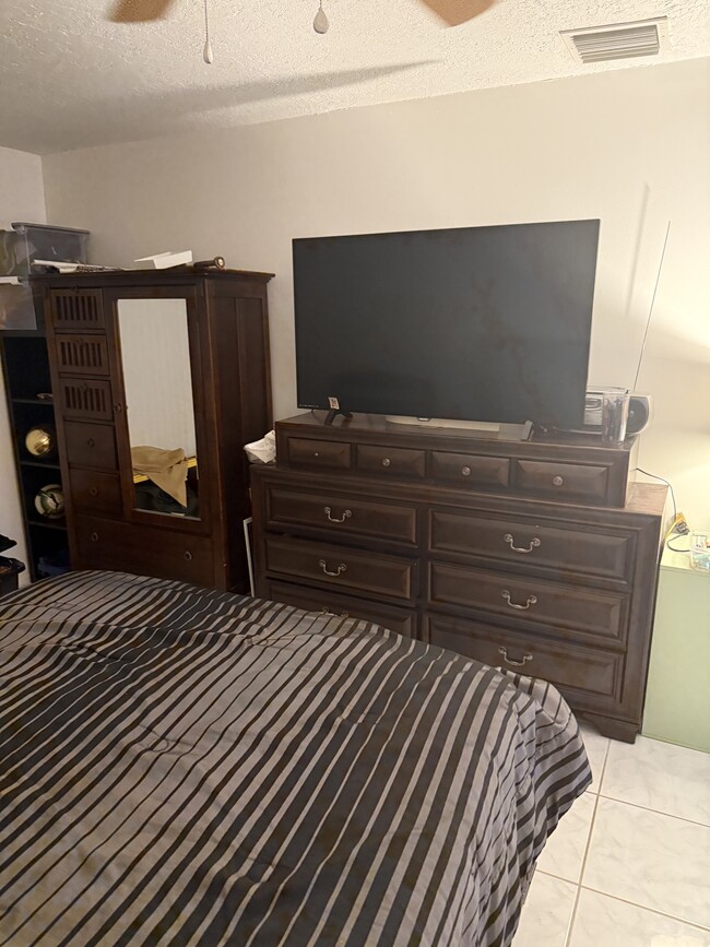 Photo - 10773 Lazy Lake Dr