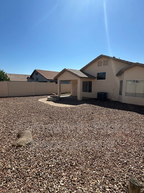 Photo - 5730 E Holmes Ave