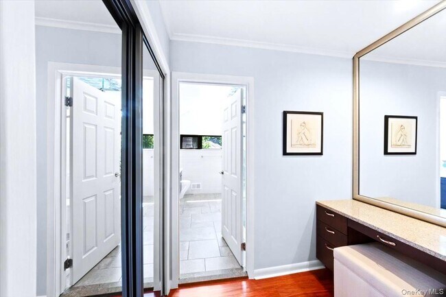 Photo - 301 Old Cedar Rd