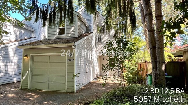 Building Photo - Townhome in Raleigh Hills - 2 Bedroom Suit...