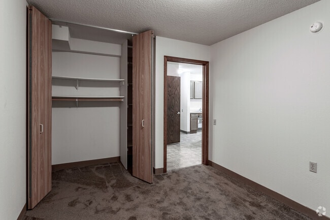 1BR, 1BA - 600SF - Bedroom - Riverside Apartments 55+ Senior