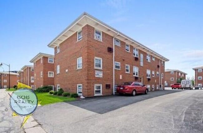 Photo - 9451 Maple Dr Unidad 1N