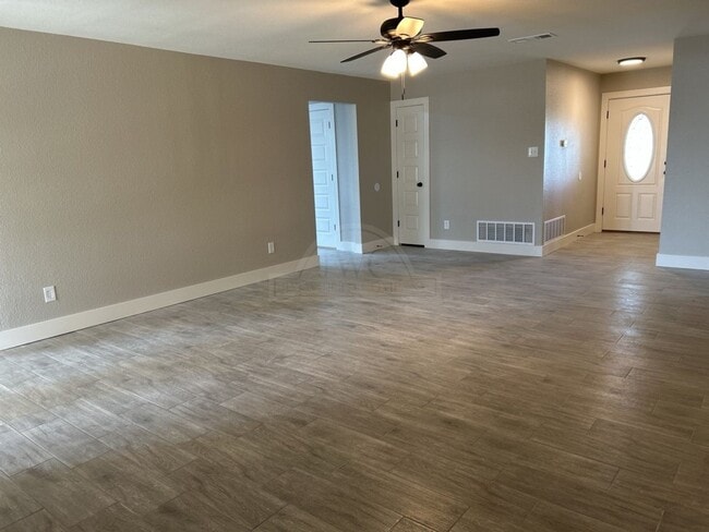 Photo - 316 Timber Ridge Dr