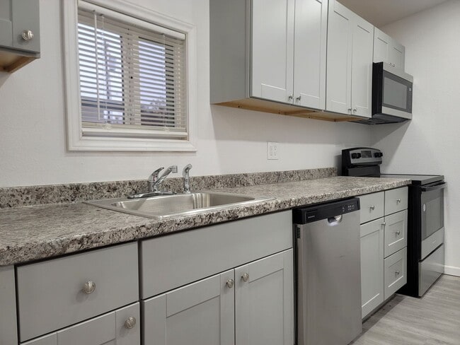 Photo - 2904 4th St Unit D&A B1 #2