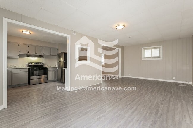 Photo - 933 Sycamore St