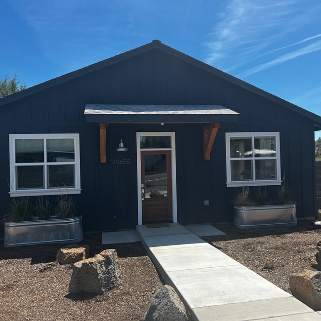 Building Photo - 20655 Cooley Rd Rental