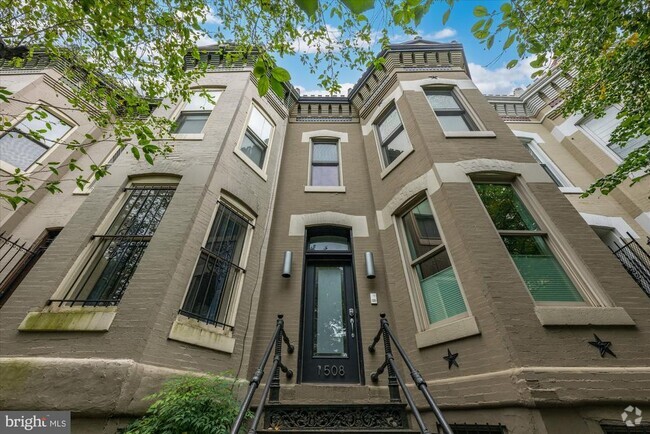 Building Photo - 1508 R St NW Unit 2 Rental