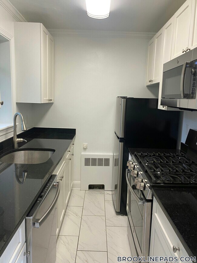 Photo - 80 St Paul St Unidad 5