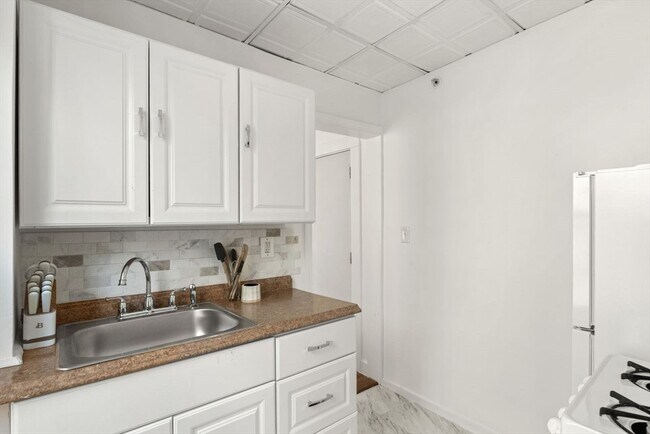 Photo - 928 Dorchester Ave Unit 8