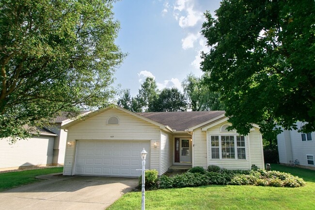 Building Photo - 405 Galway Dr