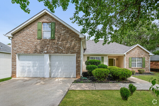 Building Photo - 3-Bedroom Home with Fresh Updates