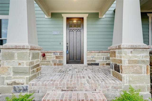 Photo - 13027 Makers Dr