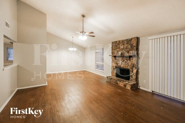 Photo - 5361 Martins Crossing Rd