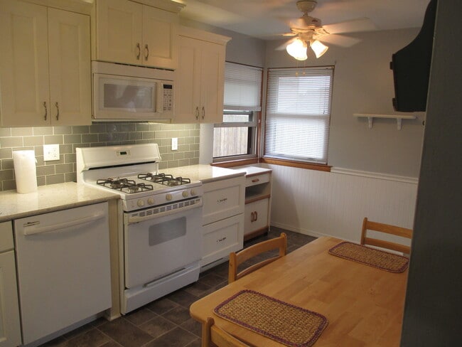 Photo - 1606 Dearborn St