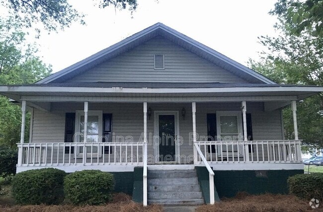 Building Photo - 2528 Myers St Rental