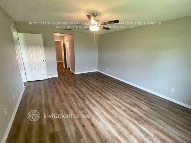 Photo - 1067 Paraclete Rd